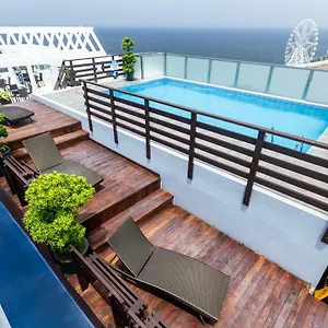 Microtel By Wyndham Mall Of 3* Pasay
