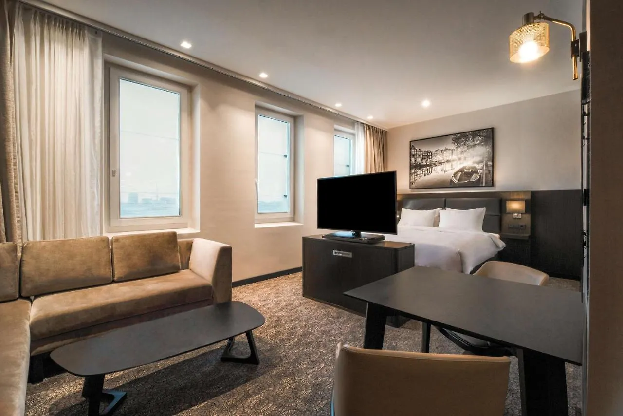 אמסטלבין Radisson Hotel & Suites Amsterdam South