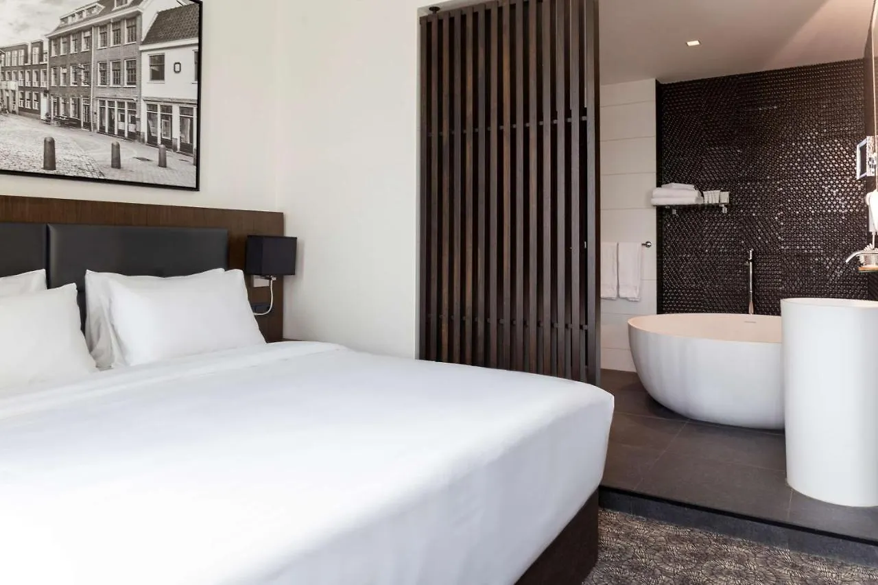 אמסטלבין Radisson Hotel & Suites Amsterdam South 4*,