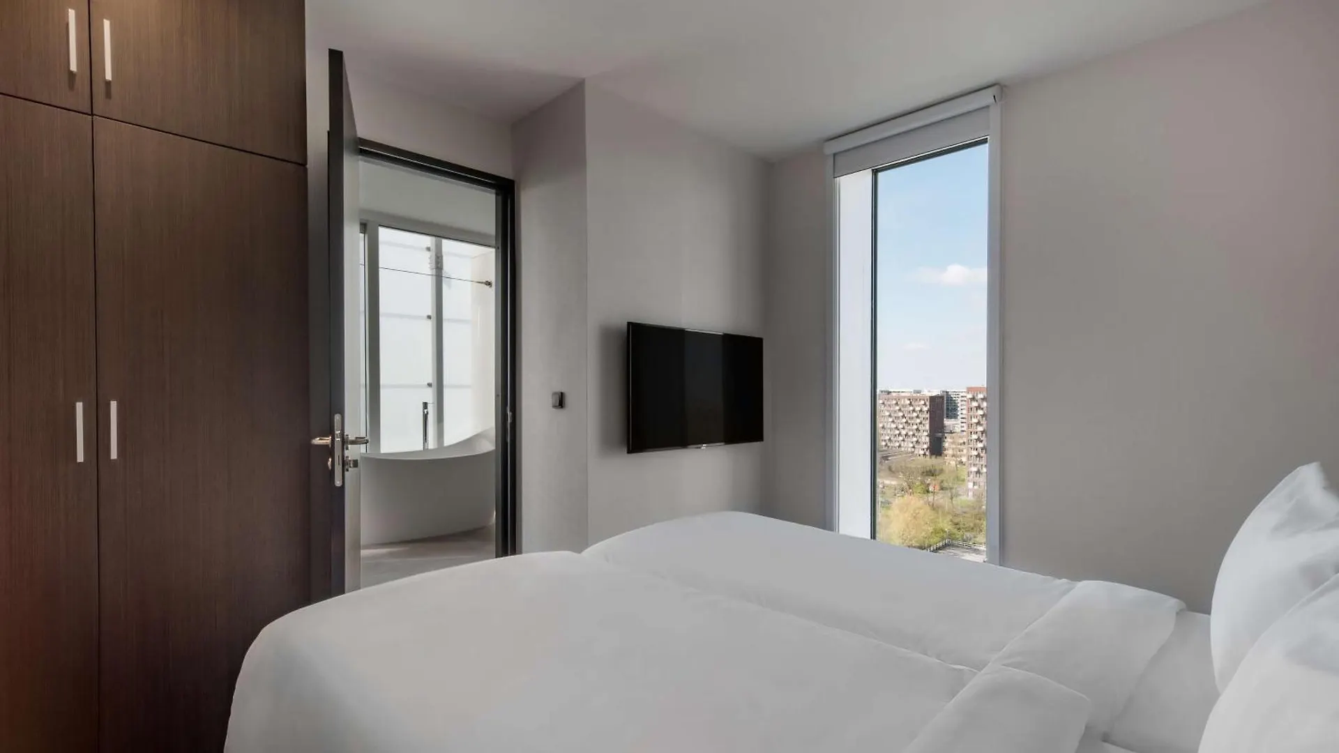 ****  אמסטלבין Radisson Hotel & Suites Amsterdam South הולנד